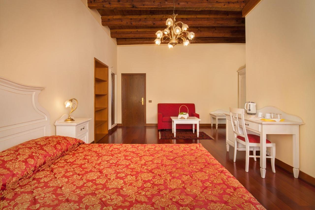 Villa Brignoli Rivalta di Brentino Eksteriør billede