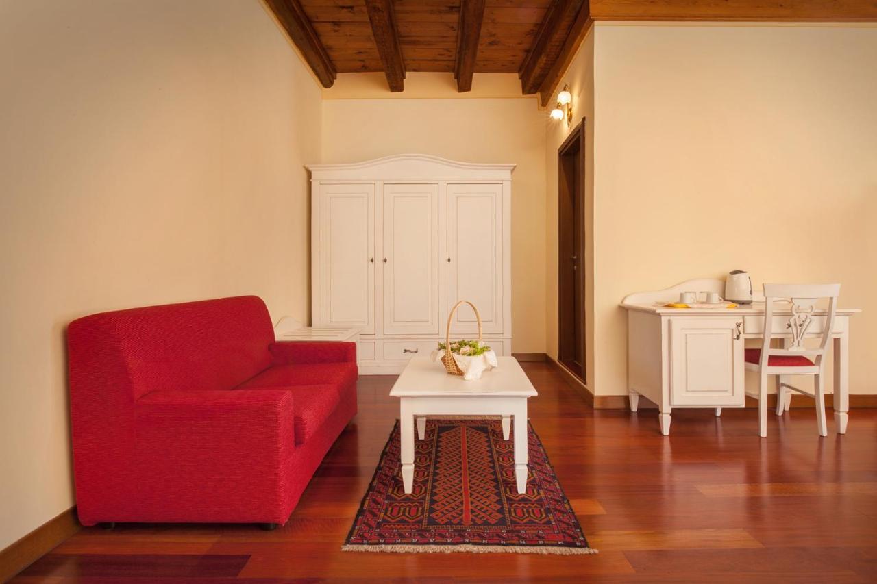 Villa Brignoli Rivalta di Brentino Eksteriør billede